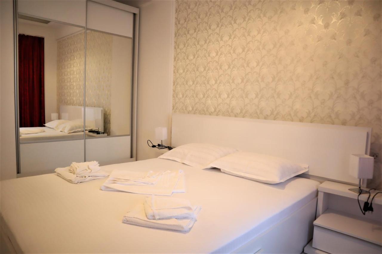 Thomas Luxury Apartment Navodari Exterior photo